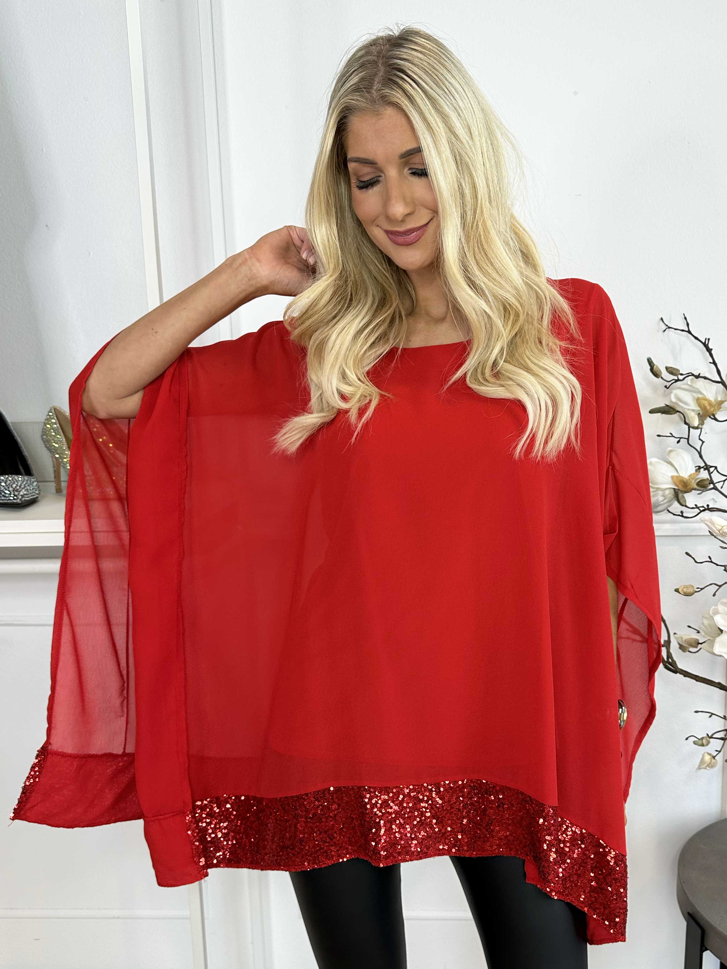 Julie - Chiffongtunika i lager med paljettkant